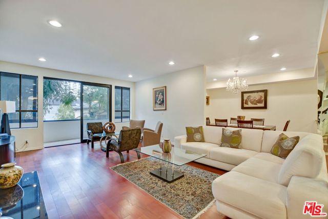 2 Bed Home for Sale in Los Angeles, California