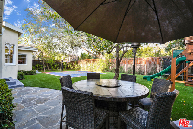 4 Bed Home for Sale in Valley Village, California
