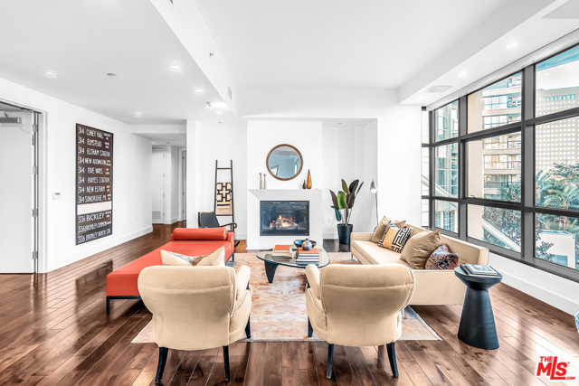 2 Bed Home for Sale in Los Angeles, California