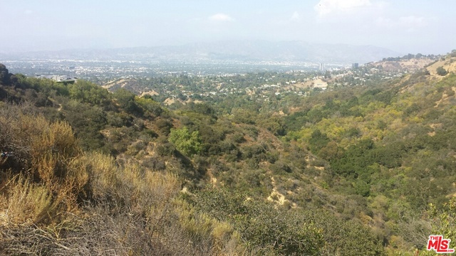 8701 Mulholland Drive