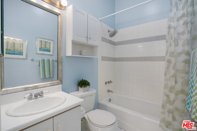 3 Bed Home for Sale in Venice, California