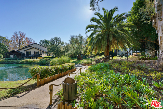 2 Bed Home for Sale in Culver City, California