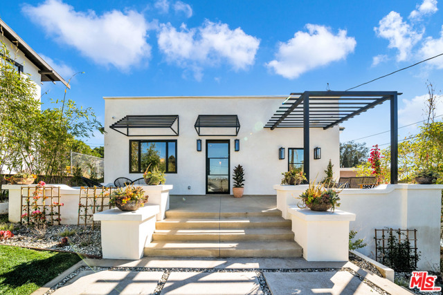 3 Bed Home for Sale in Los Angeles, California