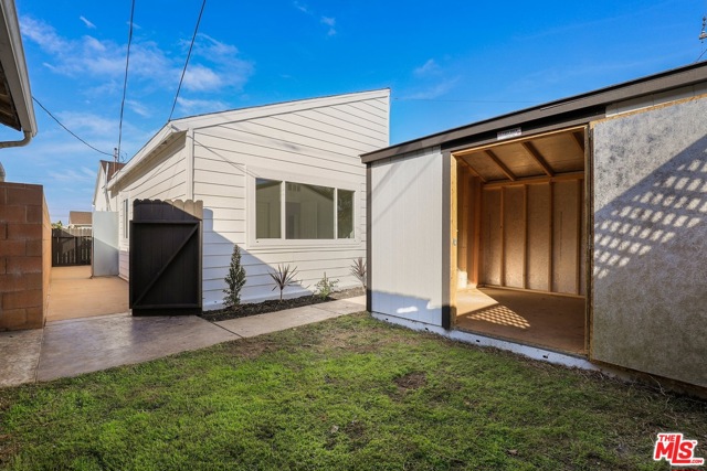 4 Bed Home for Sale in Hawthorne, California