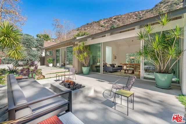 3 Bed Home for Sale in Los Angeles, California
