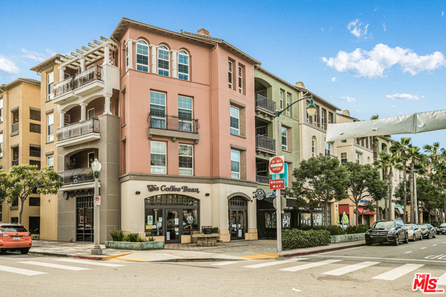 2 Bed Home for Sale in Playa Vista, California