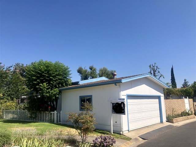 9255 N Magnolia