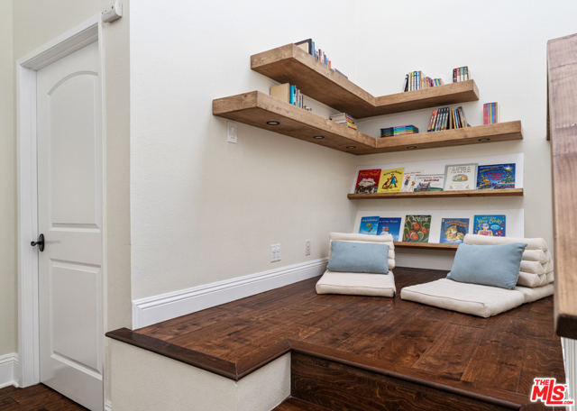 3 Bed Home for Sale in Pacific Palisades, California