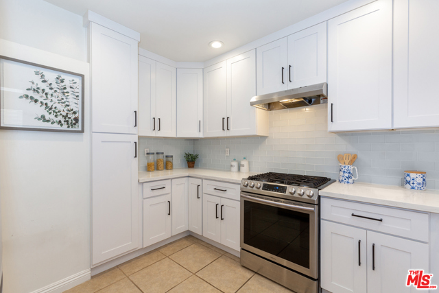 2 Bed Home for Sale in Los Angeles, California