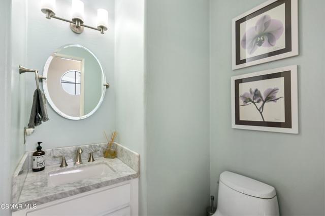 2 Bed Home for Sale in Oak Park, California