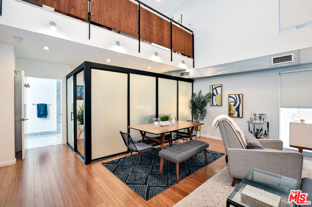 2 Bed Home for Sale in Los Angeles, California