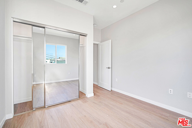  Income Home for Sale in Los Angeles, California
