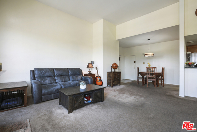 3 Bed Home for Sale in Sherman Oaks, California