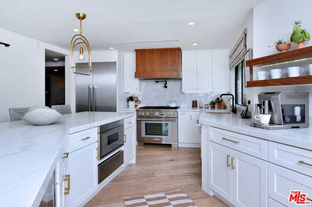 4 Bed Home for Sale in Sherman Oaks, California