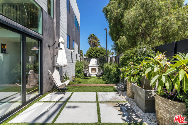3 Bed Home for Sale in Venice, California