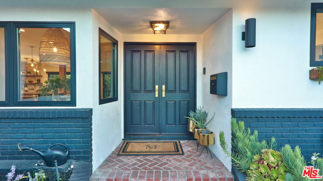 4 Bed Home for Sale in Encino, California