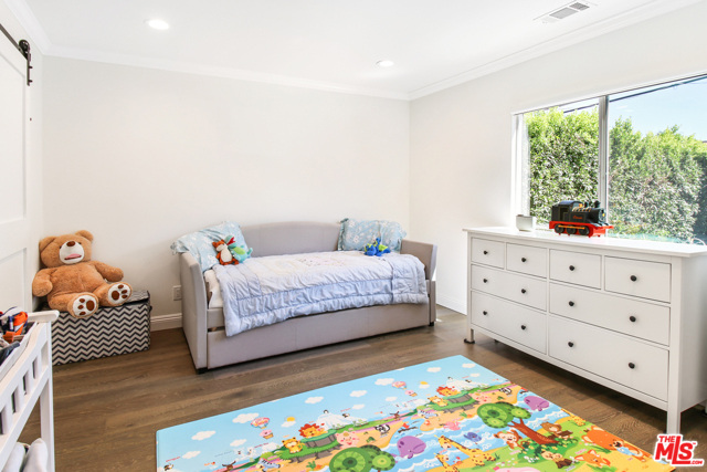 4 Bed Home for Sale in Studio City, California