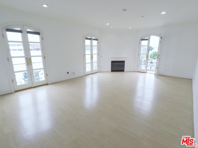 3 Bed Home for Sale in Beverly Hills, California