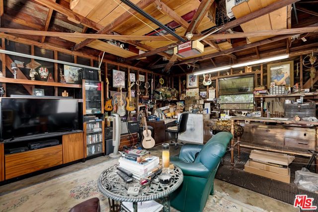 3 Bed Home for Sale in Culver City, California