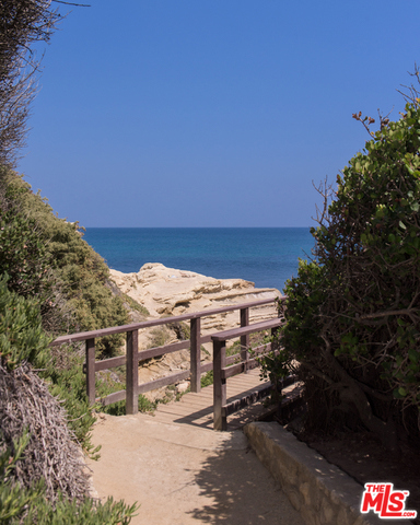 5 Bed Home for Sale in Malibu, California