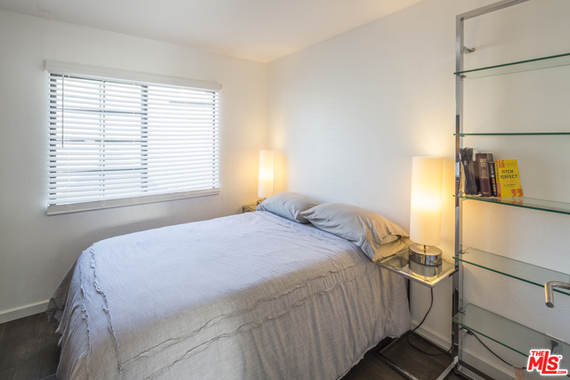 2 Bed Home for Sale in Studio City, California