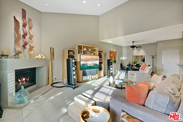 2 Bed Home for Sale in Valley Village, California