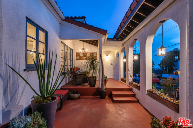 2 Bed Home for Sale in Los Angeles, California