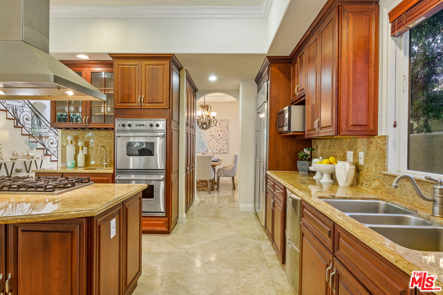 1617 23RD Street, Manhattan Beach, California 90266, 5 Bedrooms Bedrooms, ,5 BathroomsBathrooms,Residential,Sold,23RD,18332174