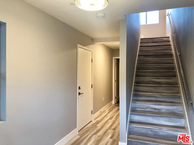  Income Home for Sale in North Hollywood, California