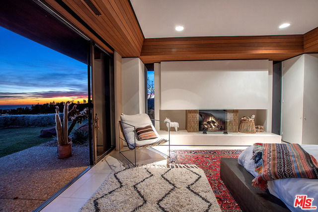 3 Bed Home for Sale in Los Angeles, California
