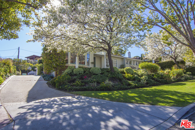 4128 VIA NIVEL, Palos Verdes Estates, California 90274, 3 Bedrooms Bedrooms, ,2 BathroomsBathrooms,Residential,Sold,VIA NIVEL,20552414
