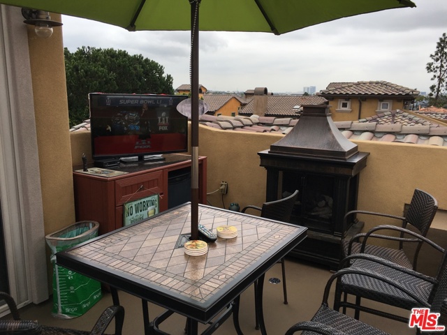 Rooftop Deck