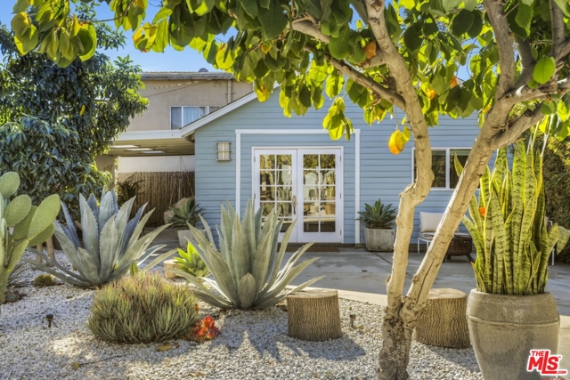 3 Bed Home for Sale in Los Angeles, California