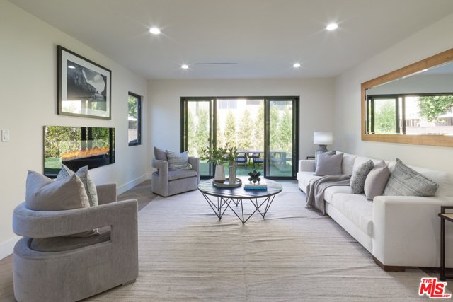 3 Bed Home for Sale in Sherman Oaks, California