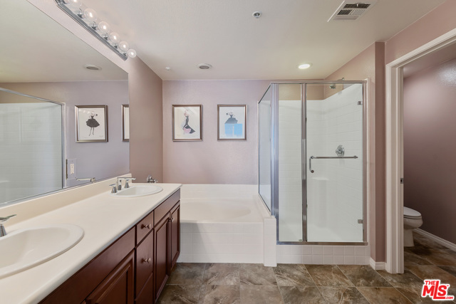 2 Bed Home for Sale in Playa Vista, California