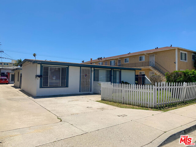 2614 NELSON Avenue, Redondo Beach, California 90278, ,Residential Income,Sold,NELSON,19472106