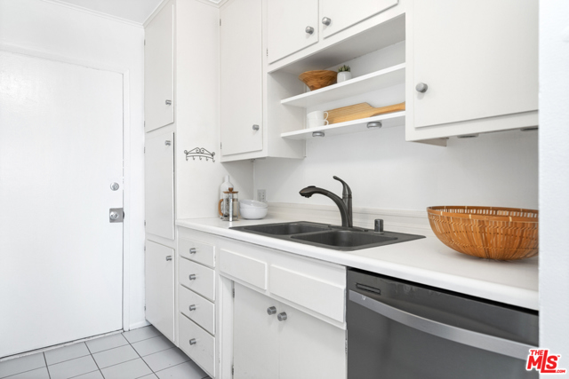 1 Bed Home for Sale in West Hollywood, California