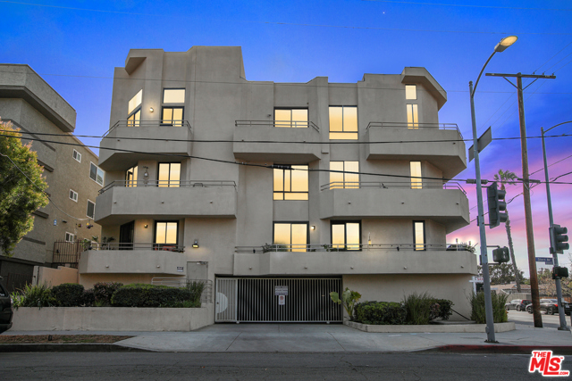 3 Bed Home for Sale in Sherman Oaks, California
