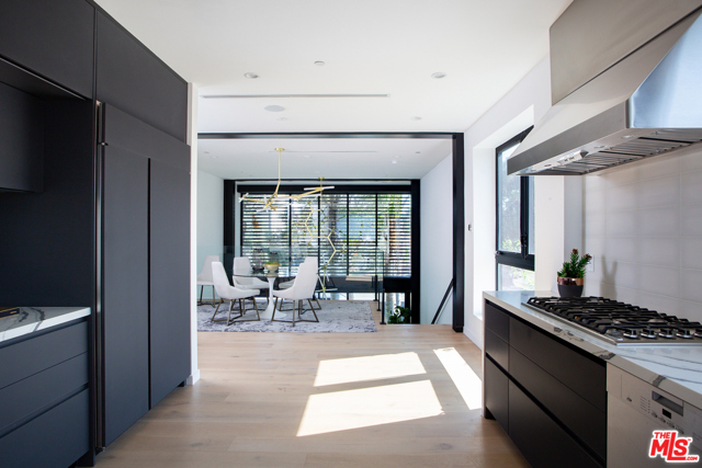 3 Bed Home for Sale in Venice, California