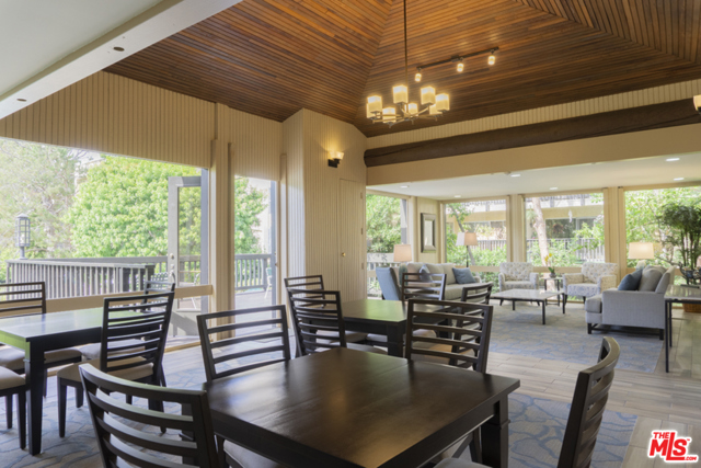 2 Bed Home for Sale in Culver City, California