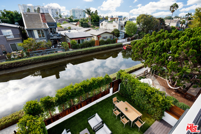 3 Bed Home for Sale in Venice, California