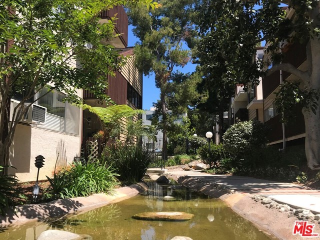 3 Bed Home for Sale in Culver City, California