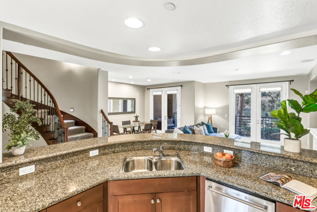 2 Bed Home for Sale in Playa Vista, California