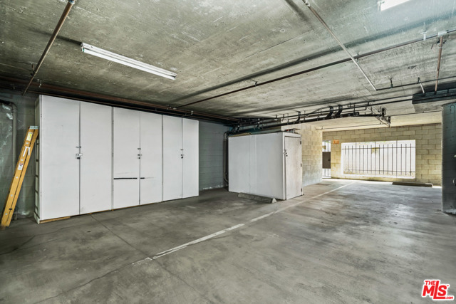 2 Bed Home for Sale in Studio City, California