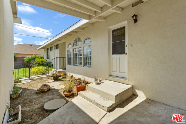 4 Bed Home for Sale in Granada Hills, California