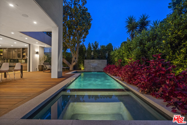 5 Bed Home for Sale in Los Angeles, California