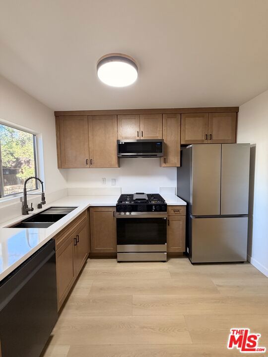 feature listing property photo