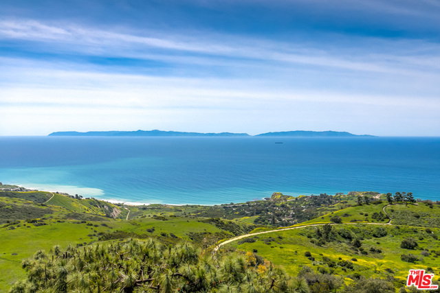 61 OCEANAIRE Drive, Rancho Palos Verdes, California 90275, 3 Bedrooms Bedrooms, ,3 BathroomsBathrooms,Residential,Sold,OCEANAIRE,19451576