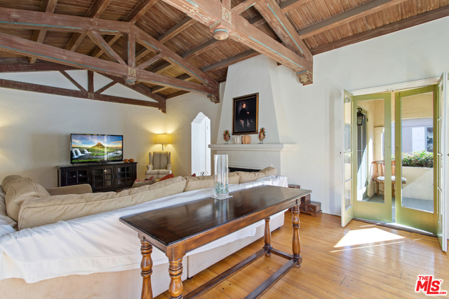  Income Home for Sale in Beverly Hills, California