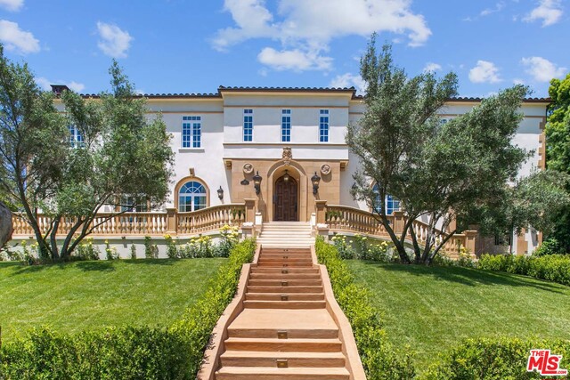 Photo of 619 S JUNE Street, Los Angeles, CA 90005